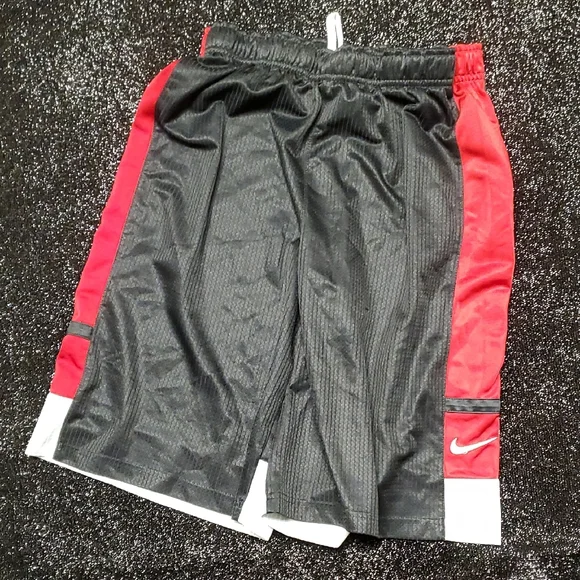 Nike Black and Red Sports Shorts - Picture 1 of 3
